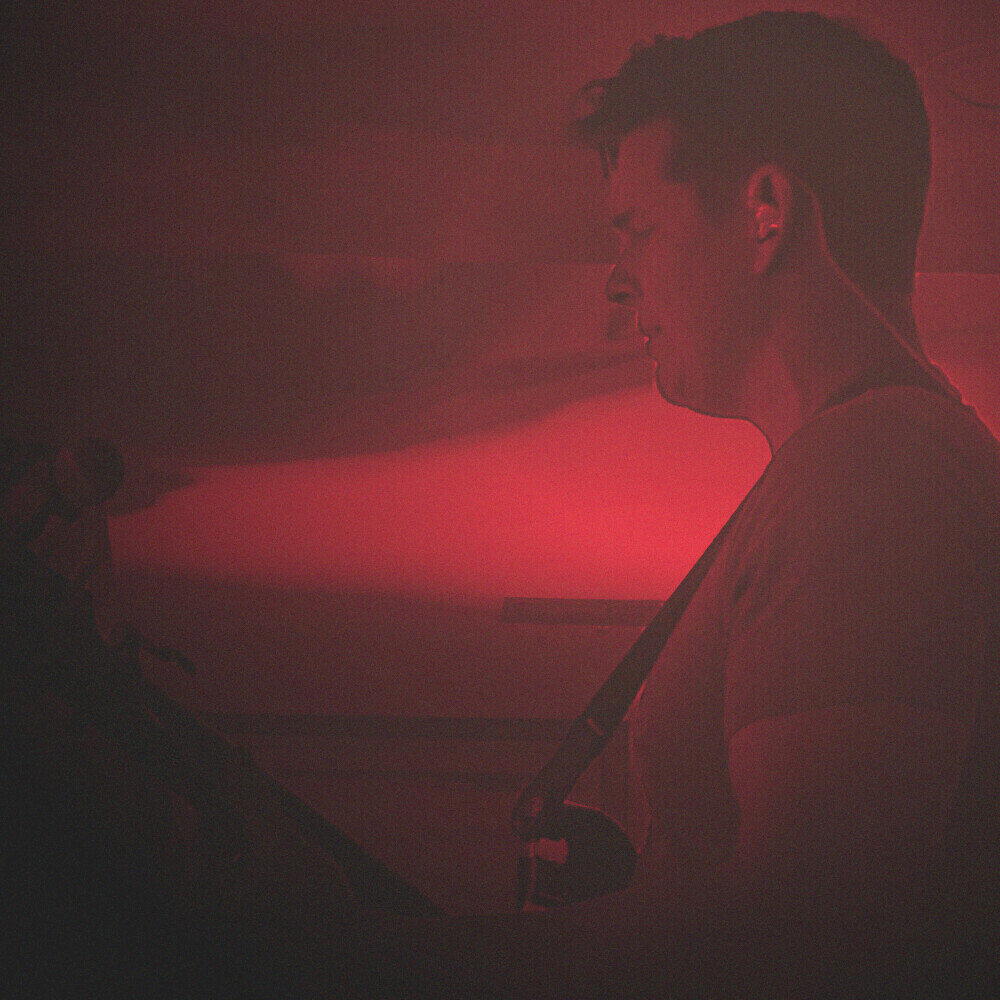 Dave — Guitar / Backing Vox